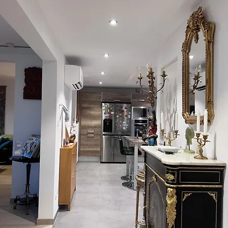 Spacieux Et Lumineux Appartamento